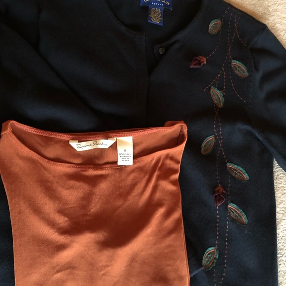 Charter Club Black embossed sweater (Small P) - Picture 4 of 7